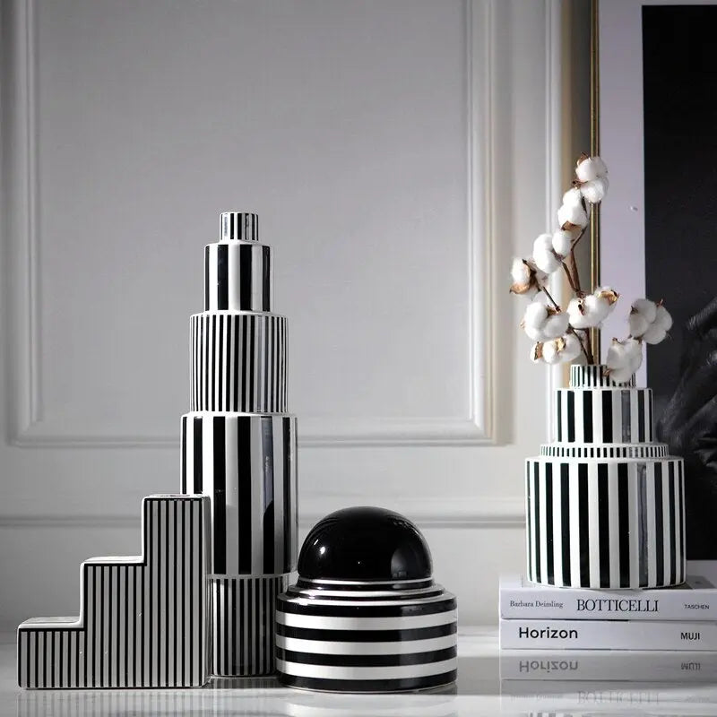 Black and white striped ceramic vase Londecor