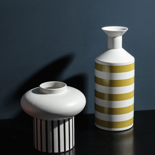 Simple - handmade ceramic vase Londecor