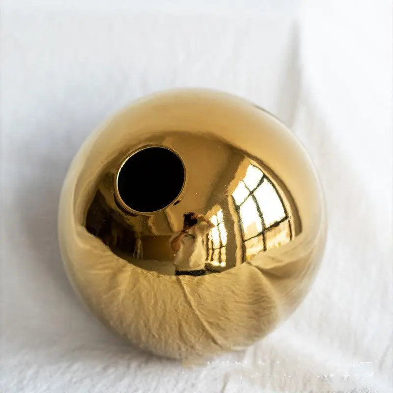 Ceramic Gold Vase - Londecor