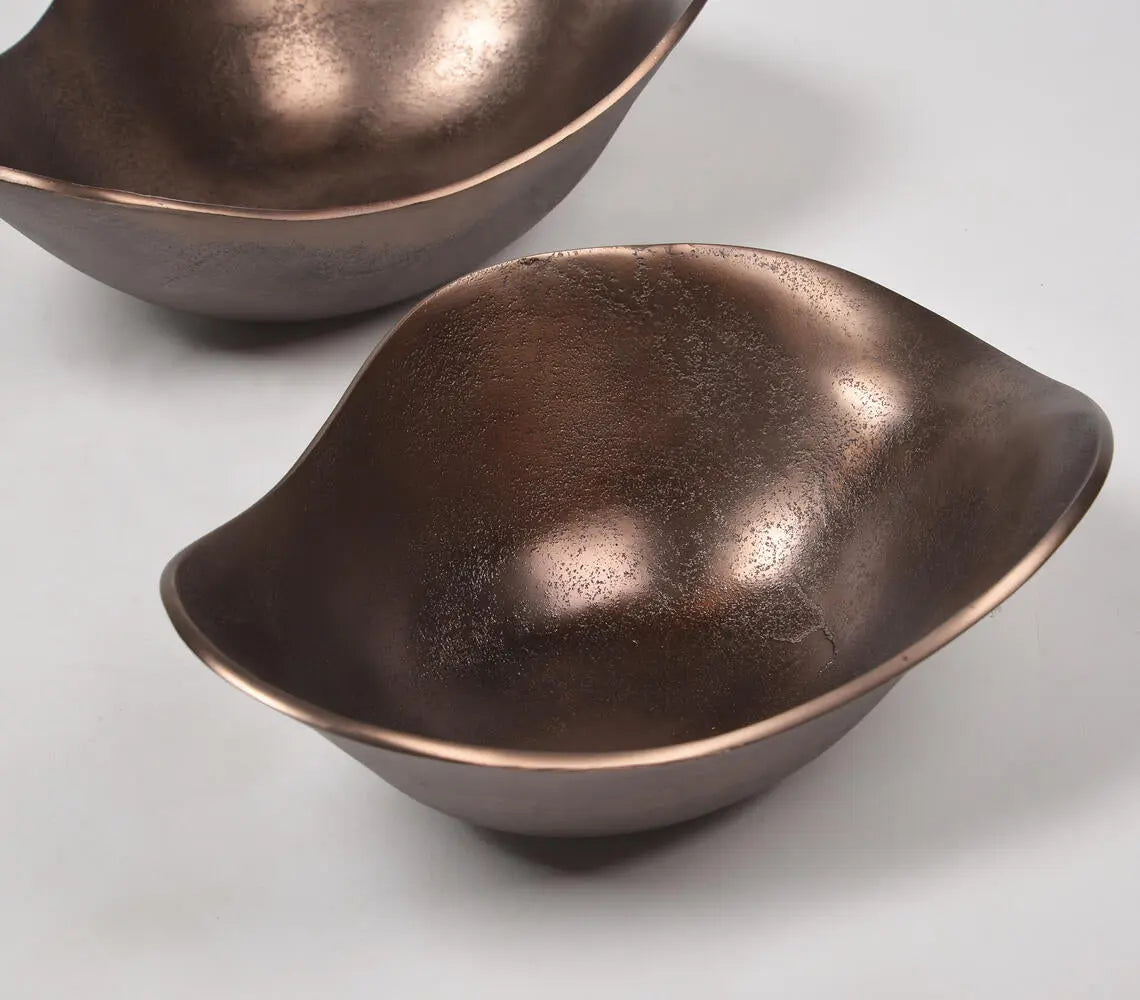 Lacquered Aluminium Abstract Decor Dishes (set of 2)-1